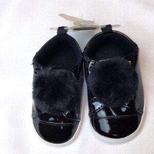 Infant girl black dress shoes w/pompom 9-12M(NWT)